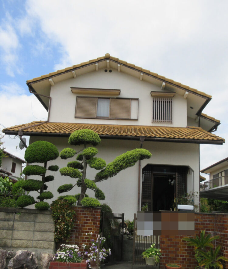 奈良県北葛城郡河合町G様邸　外壁塗装・屋根塗装工事 施工前の写真
