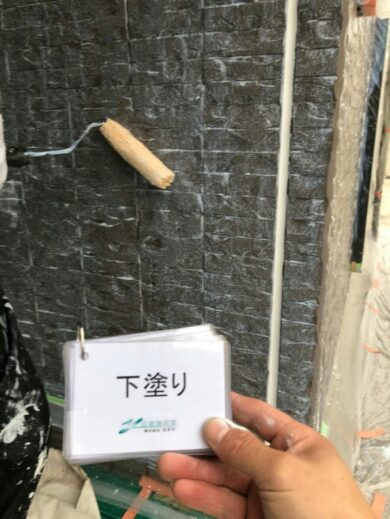 奈良御所市N様　外壁塗装・屋根塗装工事 外壁塗装下塗り