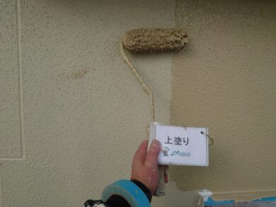 奈良香芝市U様邸　外壁塗装・屋根塗装・防水工事 外壁上塗り