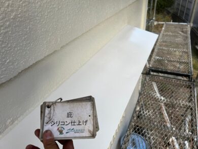 奈良県大和高田市N様邸　外壁塗装・屋根塗装工事 庇シリコン仕上げ