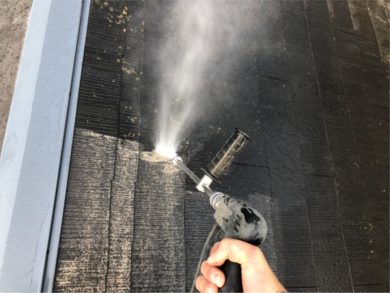 奈良御所市H様邸　外壁塗装・屋根塗装・ベランダ防水工事 屋根高圧洗浄