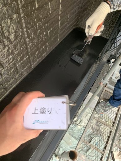 奈良県北葛城郡広陵町K様邸　外壁塗装・屋根塗装・防水工事　 庇　上塗り