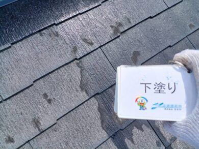 奈良県奈良市Y様邸　外壁塗装・屋根塗装・防水工事 屋根下塗り