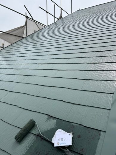 奈良県北葛城郡河合町M様邸　屋根塗装工事 屋根中塗り