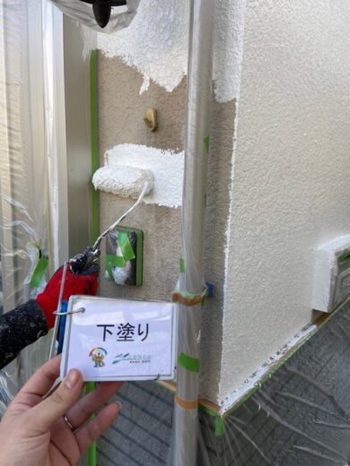 奈良県香芝市S様邸　外壁塗装・屋根塗装工事 外壁下塗り