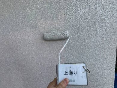 奈良香芝市F様邸　外壁塗装・屋根塗装・防水工事 外壁上塗り
