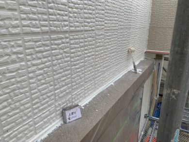 奈良県生駒市F様邸　外壁塗装・屋根塗装・防水工事 外壁上塗り