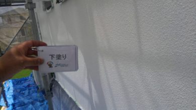 奈良県生駒郡三郷町F様邸　外壁塗装・屋根塗装・防水工事 外壁塗装　下塗り