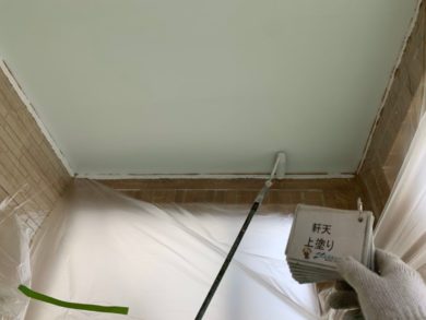 奈良県大和郡山市N様邸　外壁塗装・防水工事 軒天上塗り