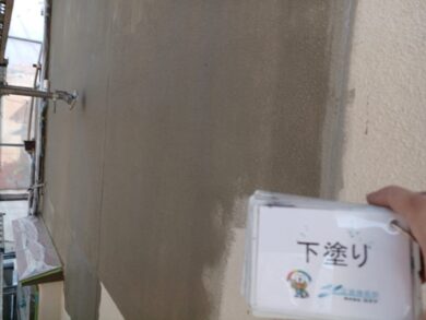 奈良県香芝市S様邸　外壁塗装・防水工事 外壁下塗り